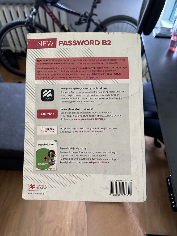 zestaw New Password B2 klasa 3 zakres podstawowy 1131/3/2022