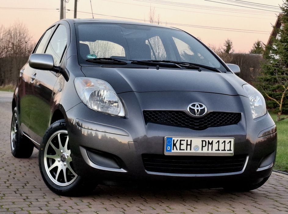 Toyota Yaris ***R*E*Z*E*R*W*A*C*J*A***