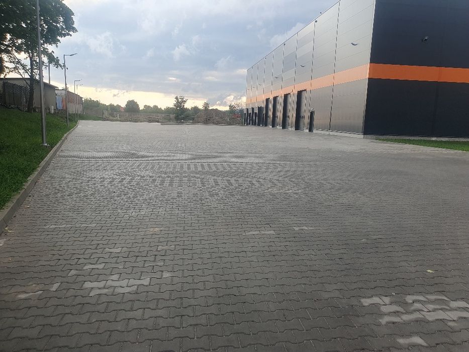 Maszynowe układanie kostki, przemysłowe układanie