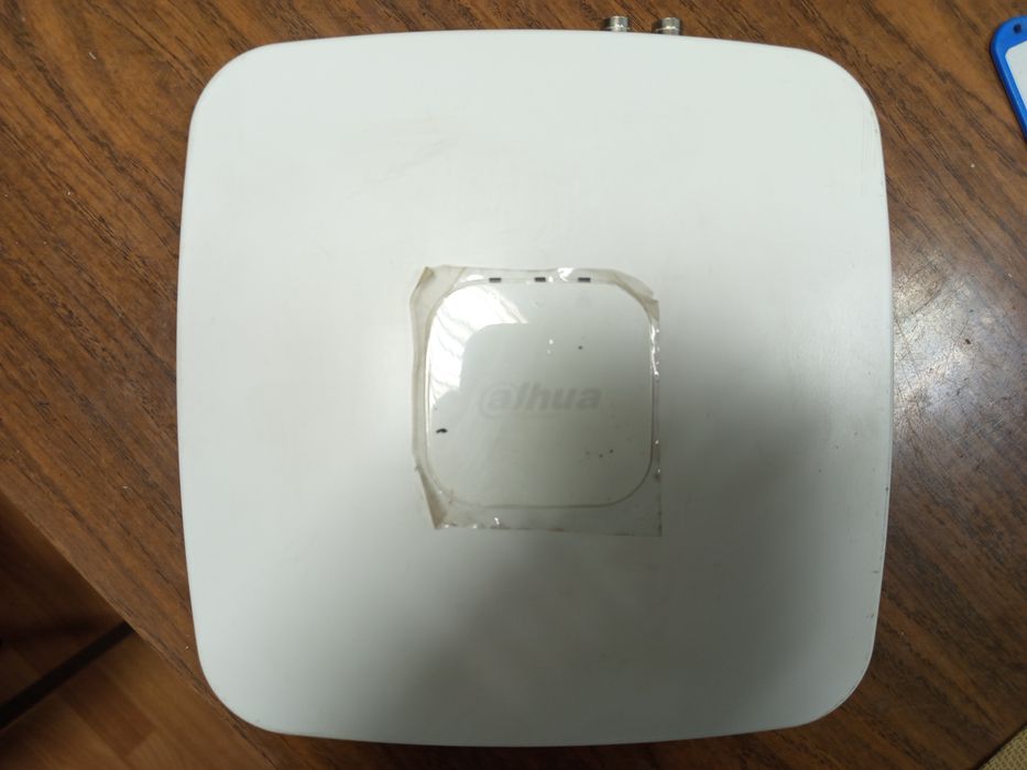 Видеорегистратор на 4 камеры