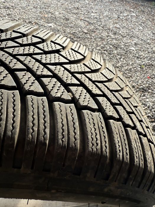 205/60/16 opony zimowe koła Audi