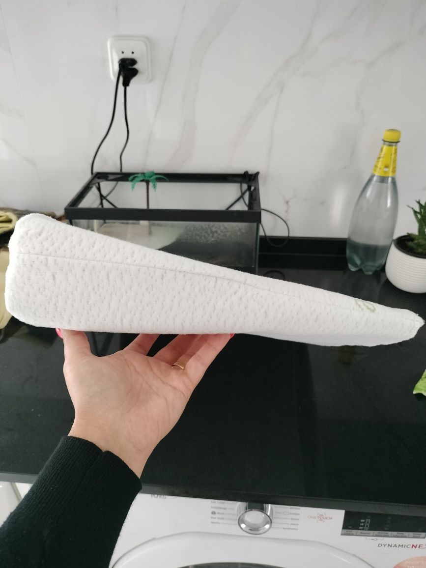 Almofada anti-regurgitação - 15€