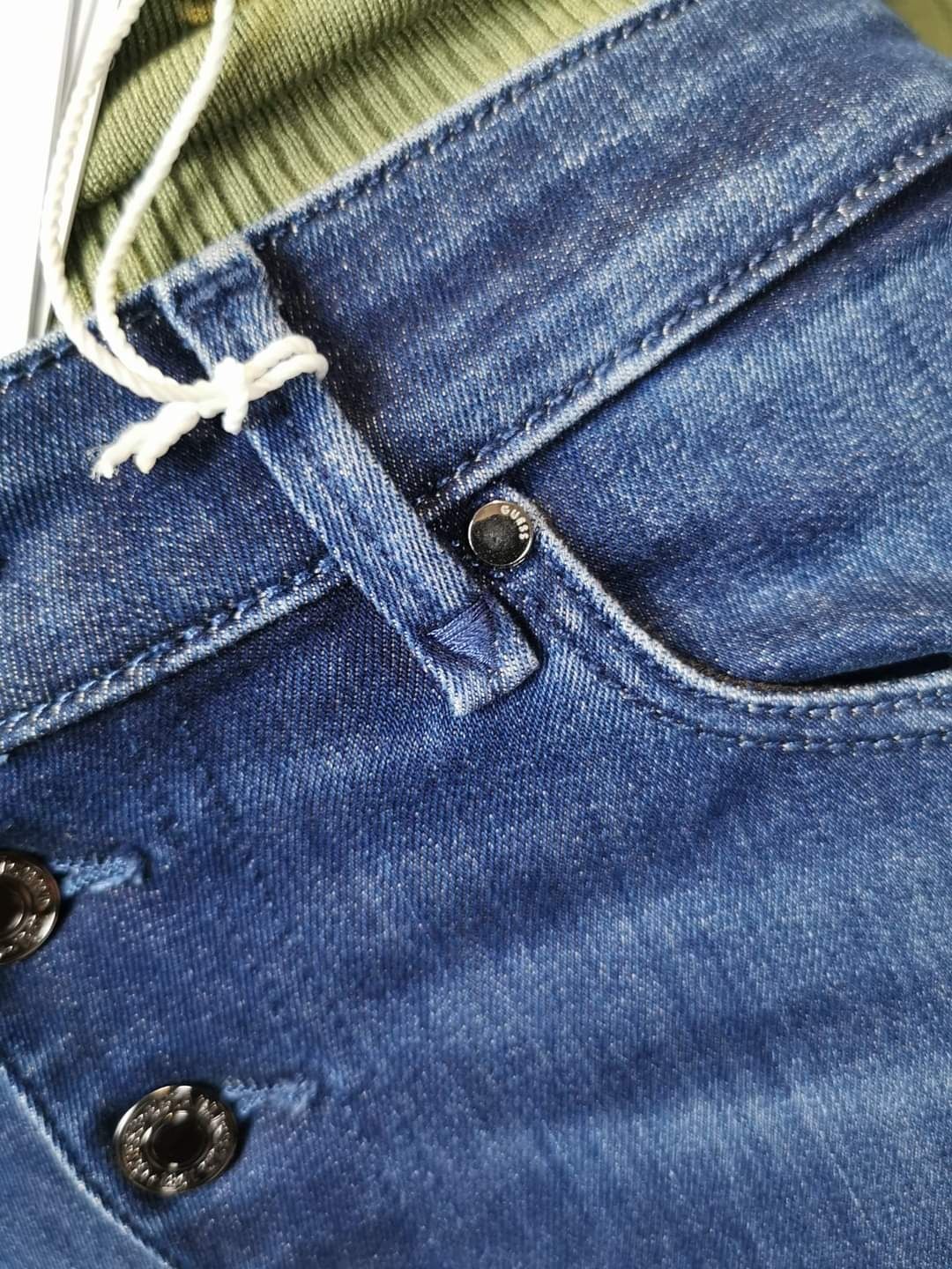 Nowe oryginalne spodnie jeansowe damskie Guess rozm. M L29