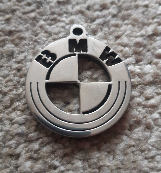 Breloczek BMW metalowy