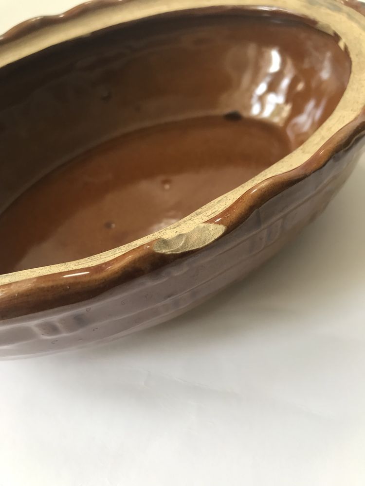 Kura ceramika na jajka szkatułka Moira