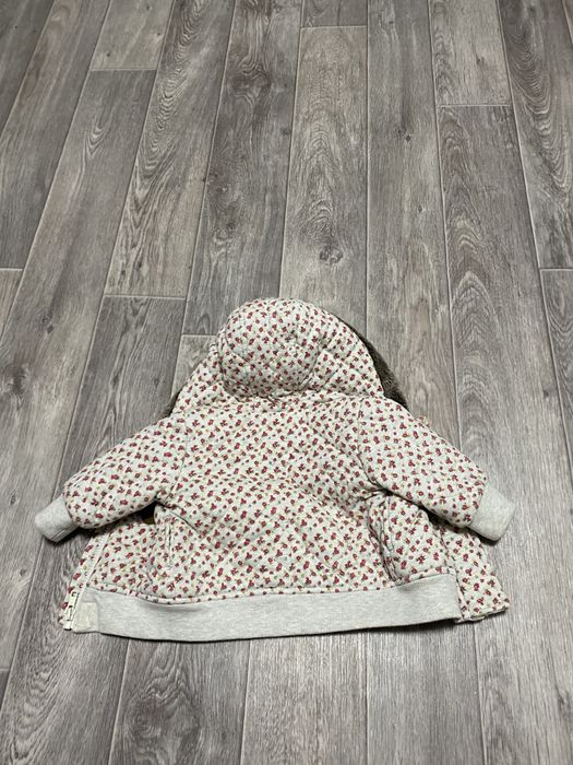 дитяча куртка з хутряним капюшоном та ґудзиками-клямерами