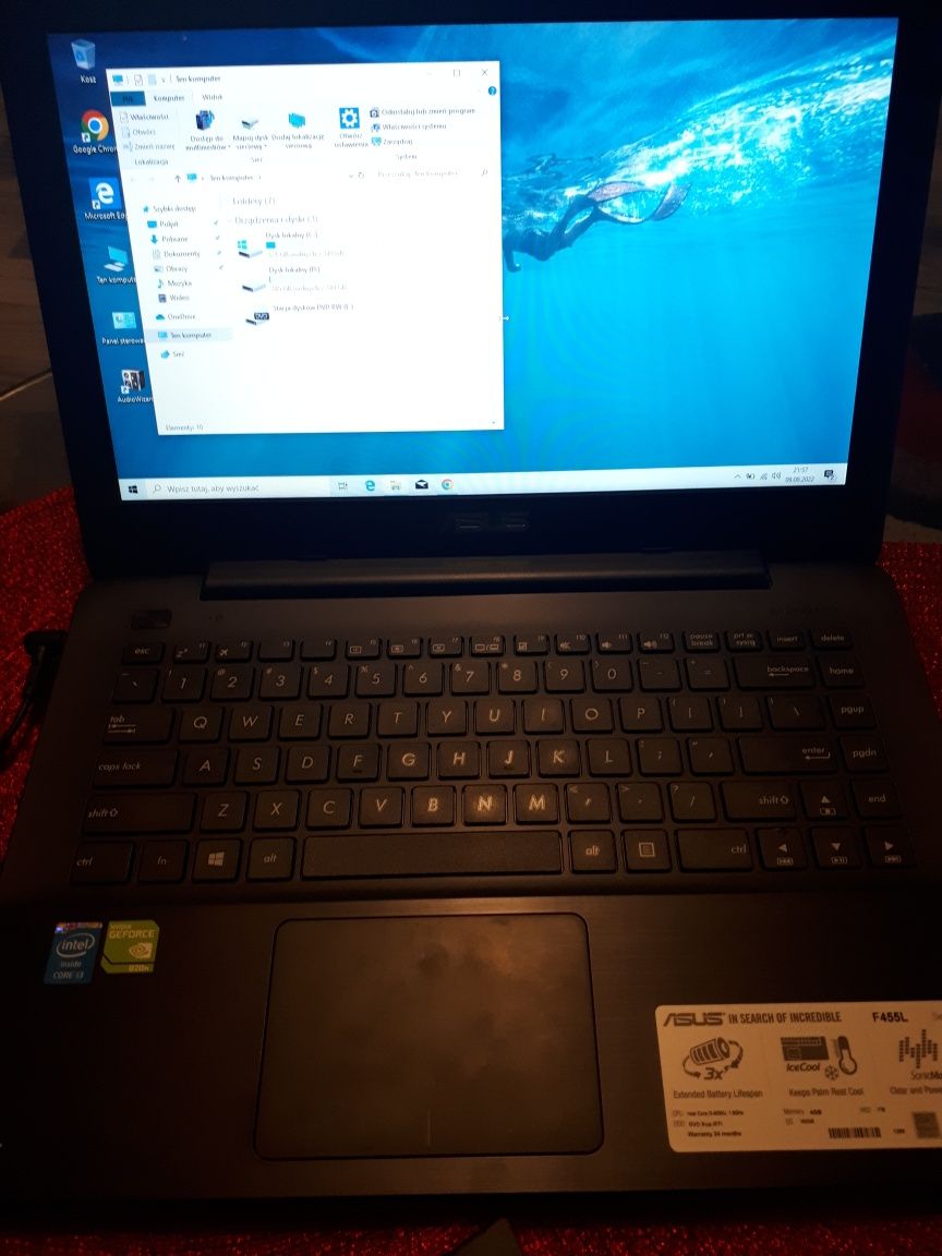 Laptop Asus F455L 14 cali,i3 4030u,Dysk SSD,Bardzo dobry stan,