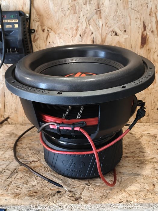 Subwoofer DD audio 712F digital designs D4