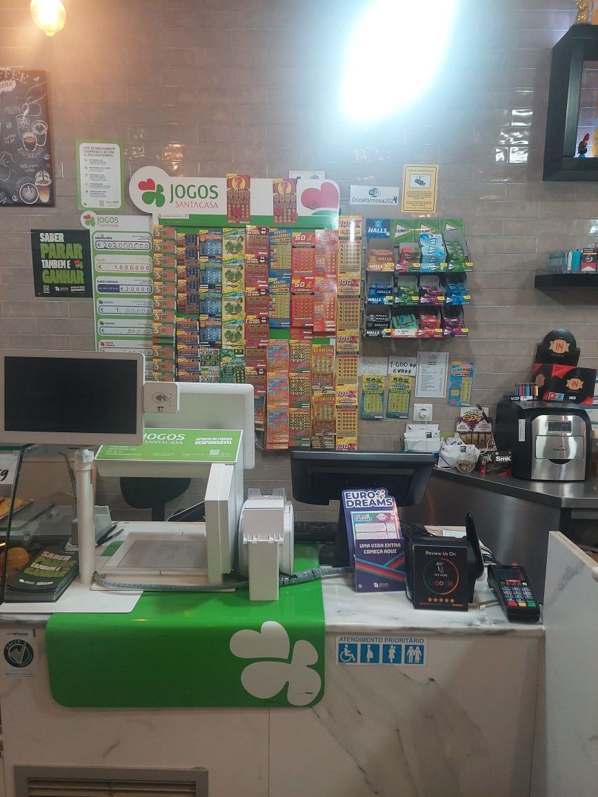 Café c/ jogos santa casa