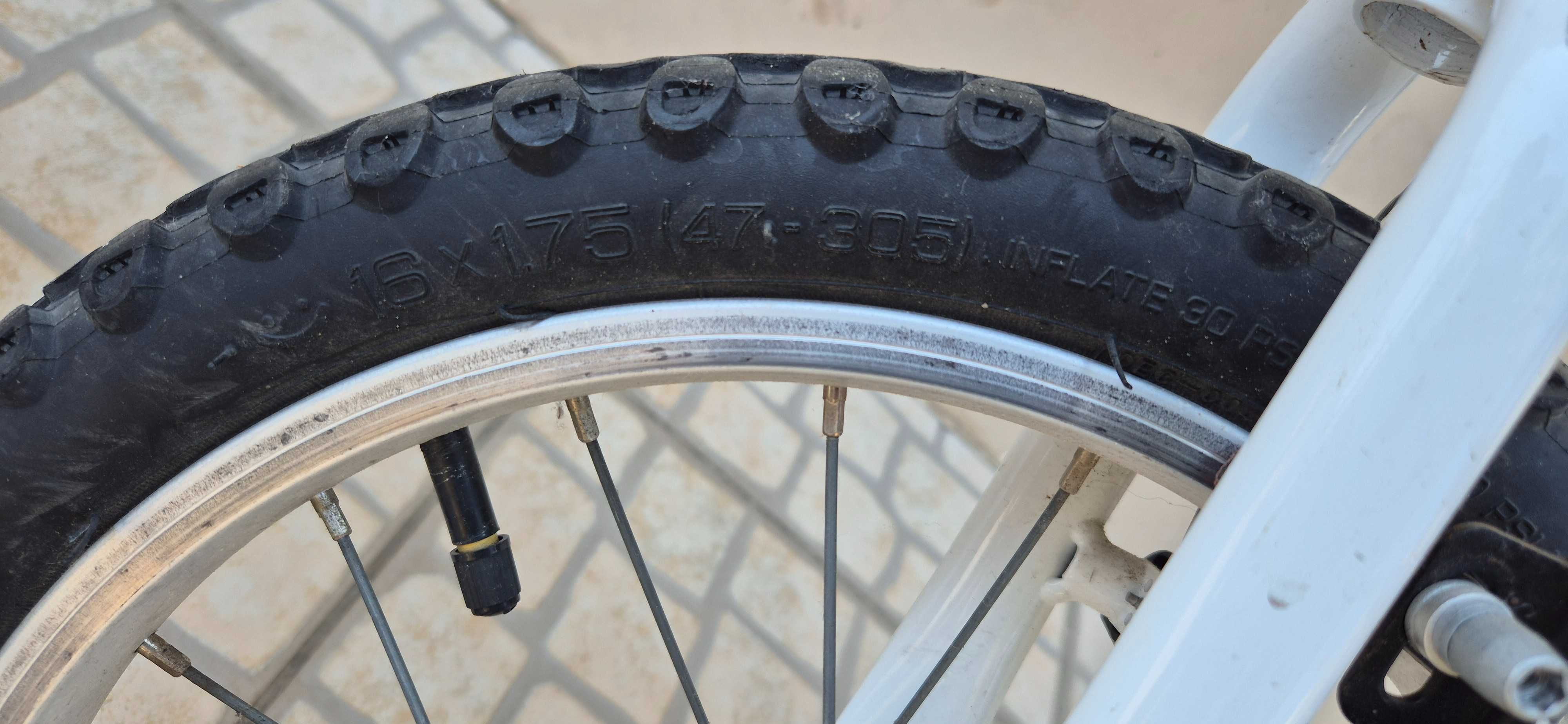 Bicicleta de Criança BTWIN iNuiT 100, roda 16''