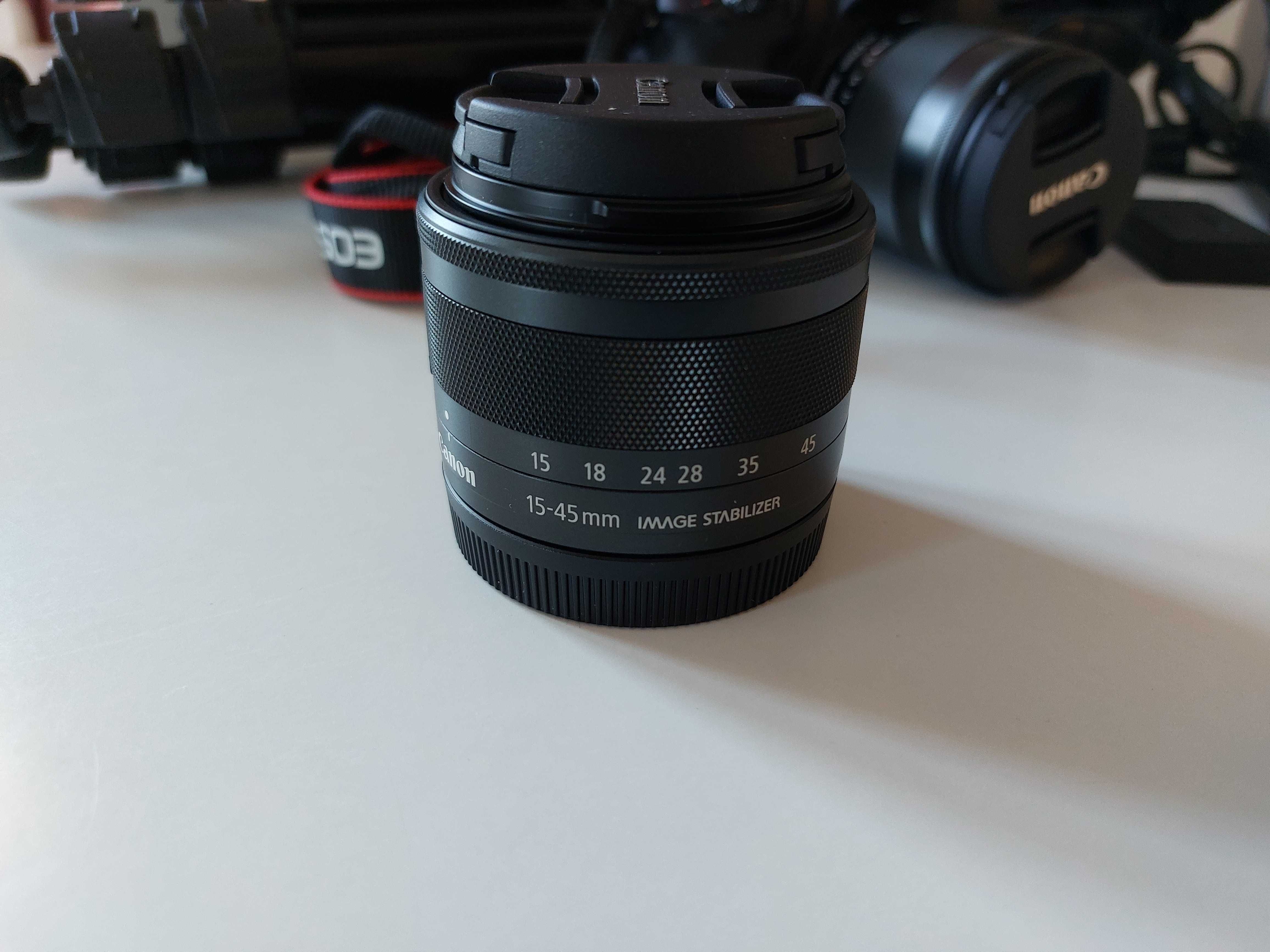 CANON EOS M50 + 2 obiektywy (15-45mm i szerokokątny 11-22mm) + DODATKI