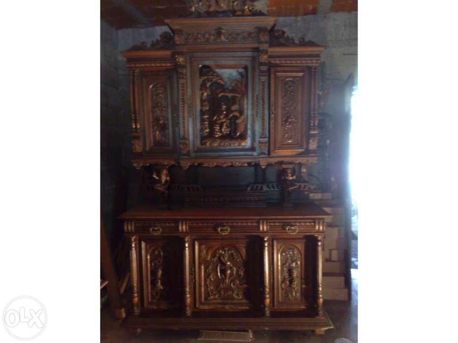 Mobilia usada de sala antiga