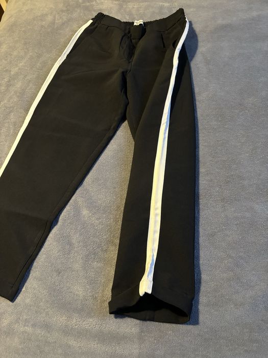 spodnie materiałowe pull&bear