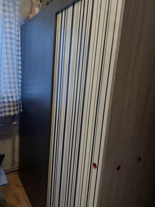 Komplet mebli młodzieżowych, garderoba, szafka wisząca, łożko
