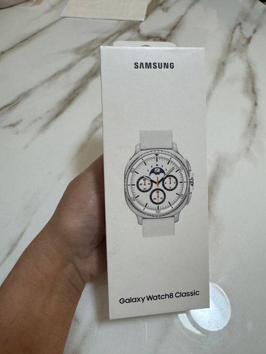 Samsung Galaxy Watch8 Classic NOVO