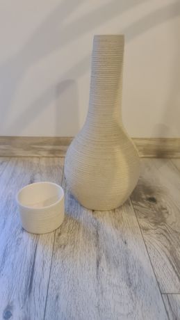 Zestaw piaskowych naczyń wazon i pojemnik miseczka