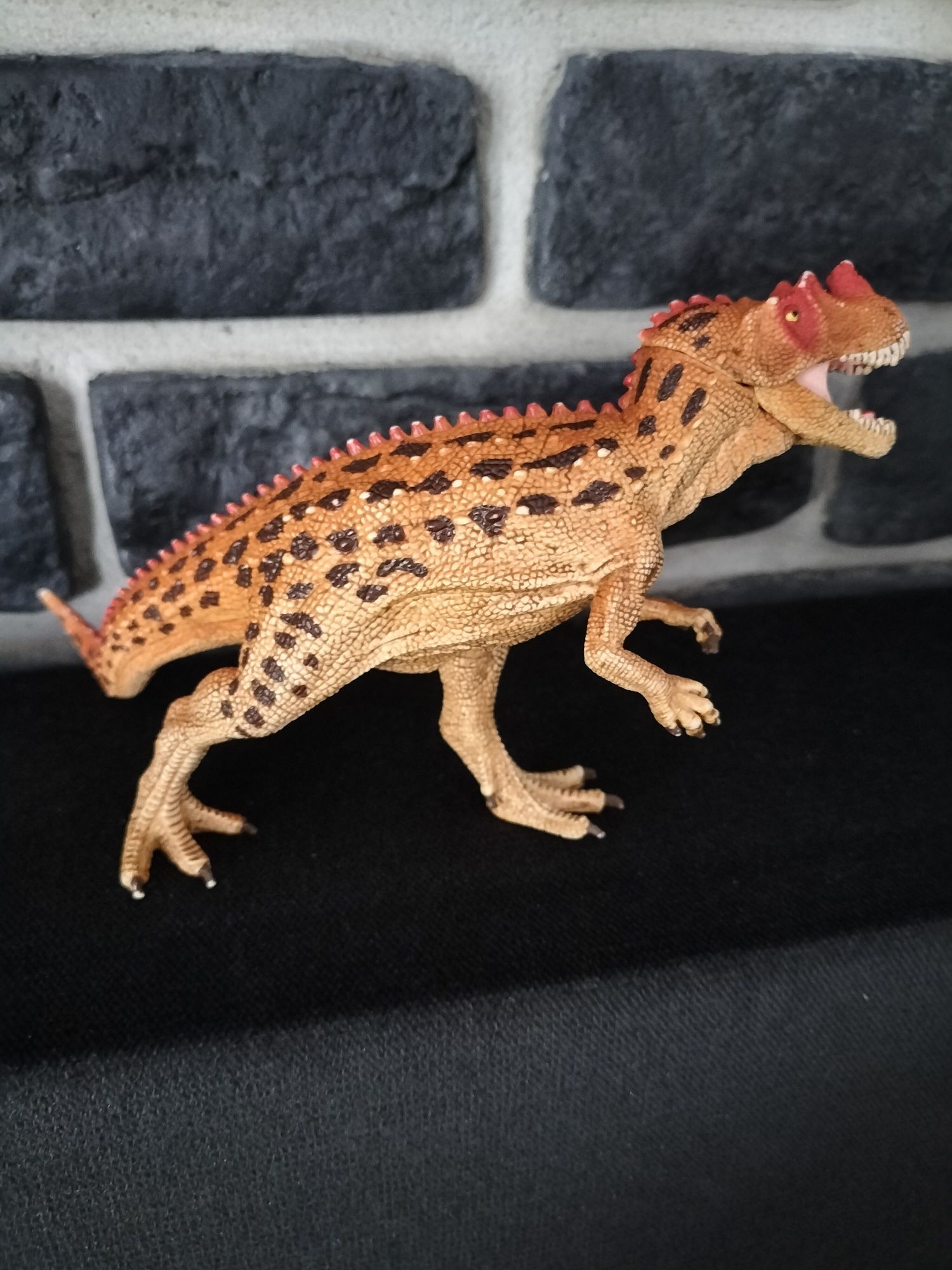 Schleich dinozaur figurka