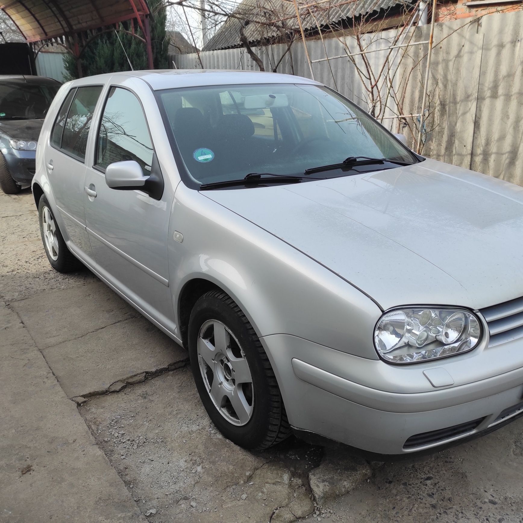 Продам volkswagen golf 4