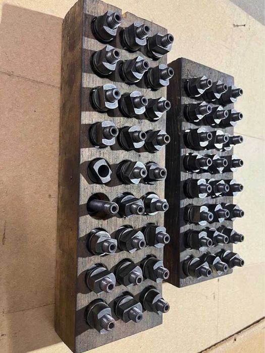 Tirantes para cabeças de máquina de erosão