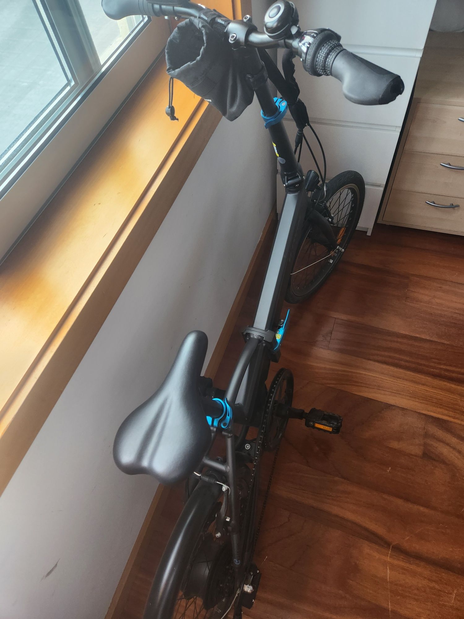 Bicicleta elétrica dobrável (BTWIN)