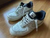 Buty Nike AF1 rozmiar43 (27.5)