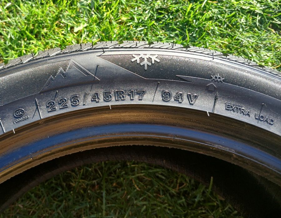 Oferta tylko do 15 Listopada Opony Zimowe 4 sztuki 2023r 17/45/225