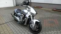 Suzuki VZR 1800 , Intruder , Harley , Triumph Rocket 3