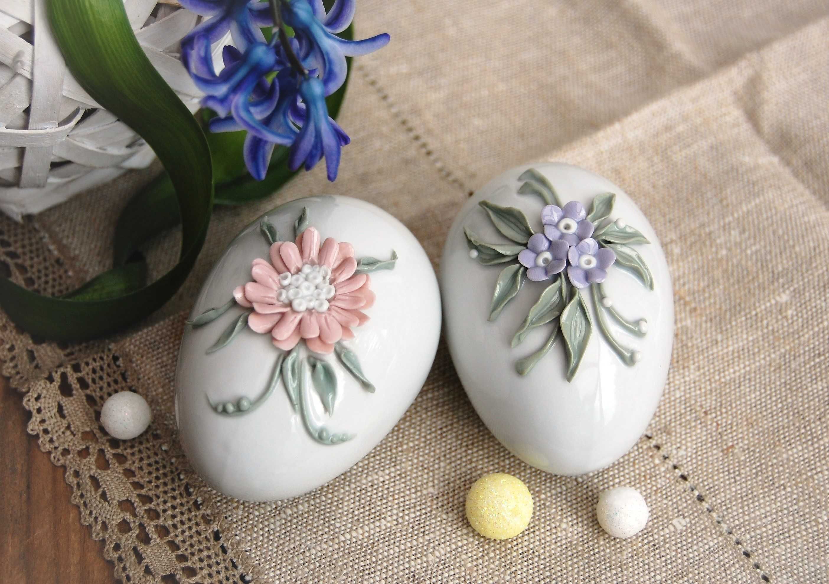 Jajko pisanka kwiaty relief porcelana Ćmielów vintage