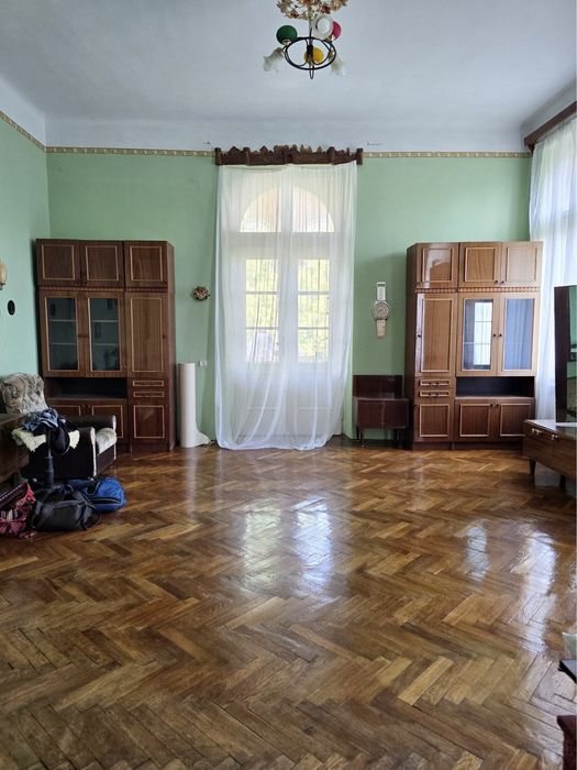 ЦЕНТР! Здам 2х кімнатну, р-н РЕЗИДЕНЦІЇ ЧНУ, МІСЦЕ ПІД АВТО, газ котел