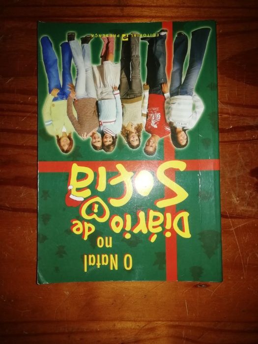 Vende-se livro "O Natal no Diário de Sofia"