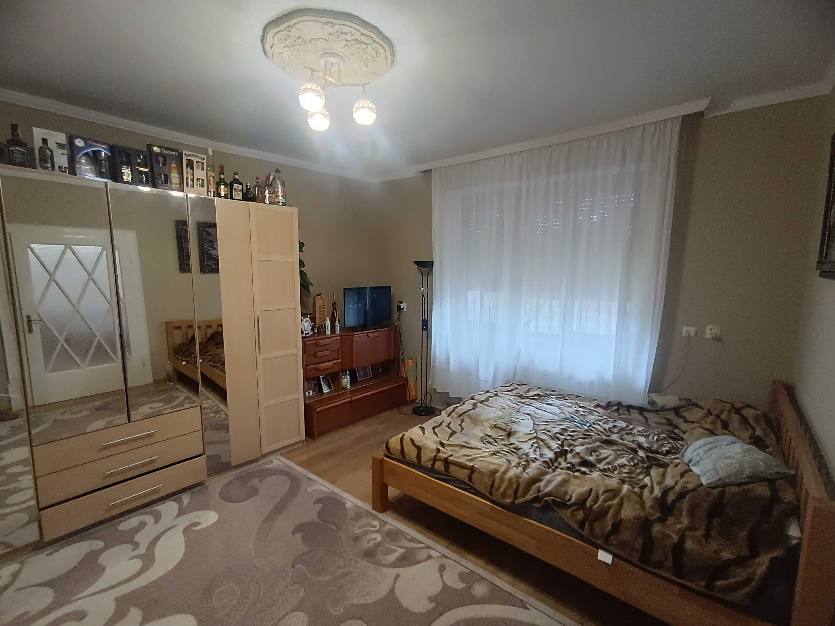 ПРОДАЖ 2х кімнатного БУДИНКУ 600 м від басейнів, один з КРАЩИХ РАЙОНІВ