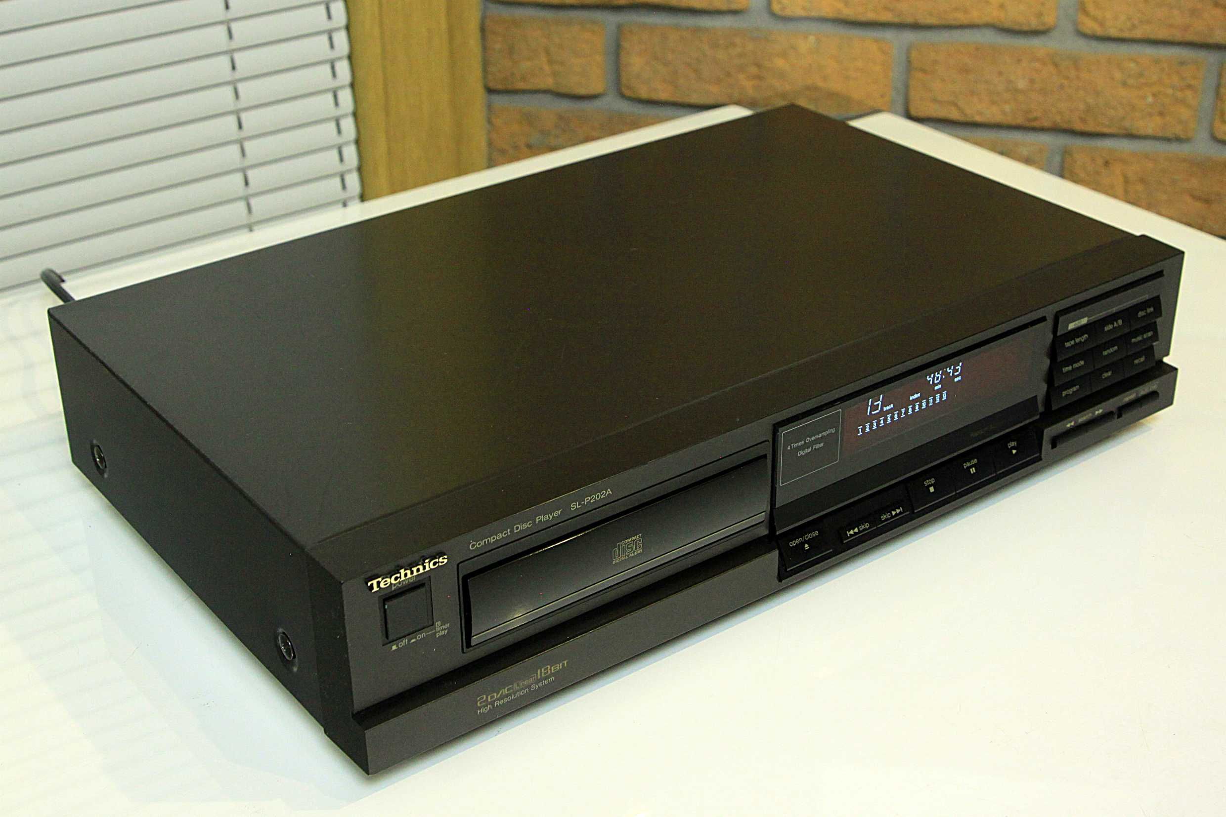 CD  Technics SL-P202A