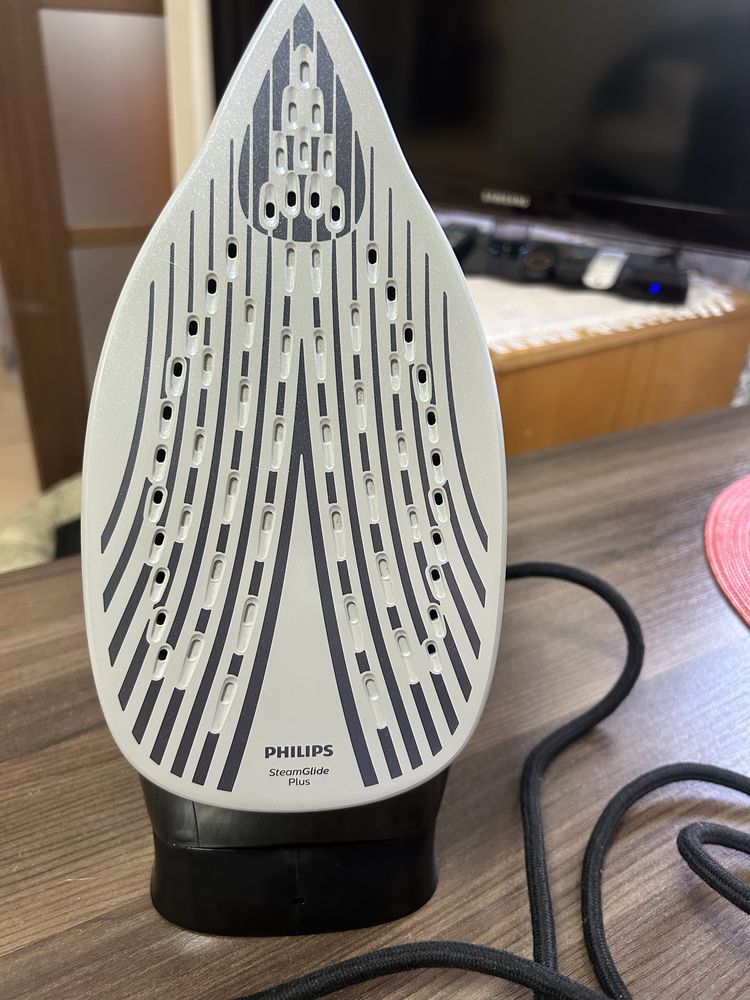 Праска Philips Steamglide Plus 5000 ( 2600W)