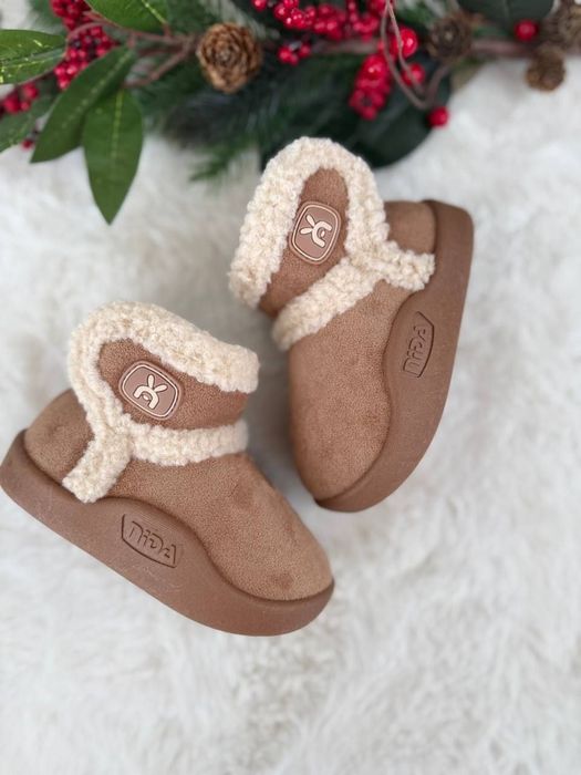 Уги для дівчаток, зимове взуття