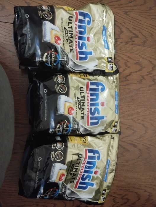 Kapsułki Do zmywarki finish ultimate plus.