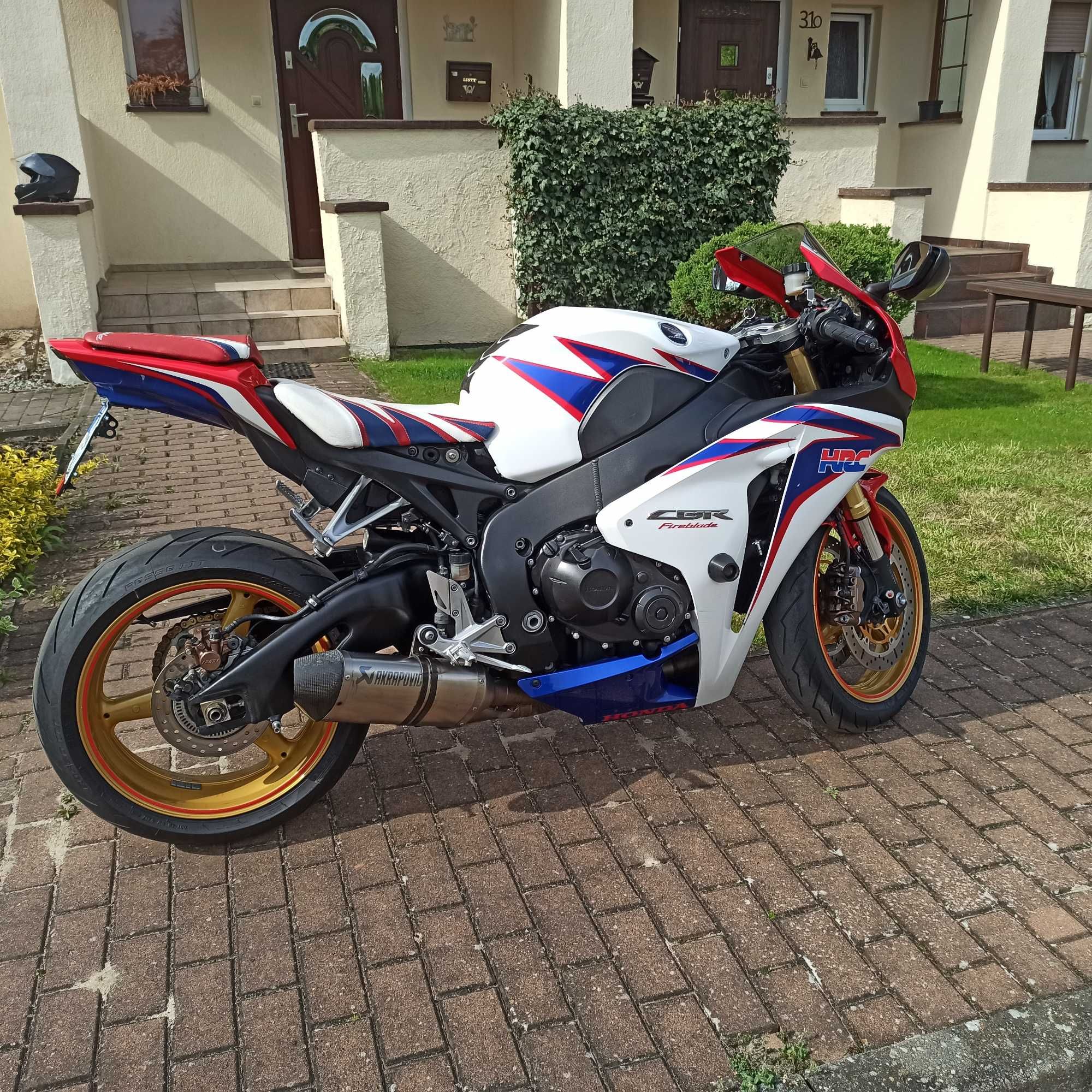 Honda CBR 1000RR Fireblade rocznik 2010