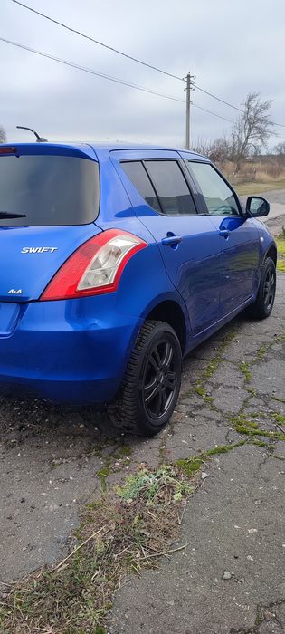 Suzuki swift 4*4 2011