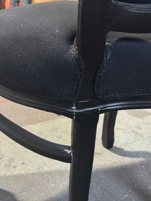 fotel w stylu barokowym