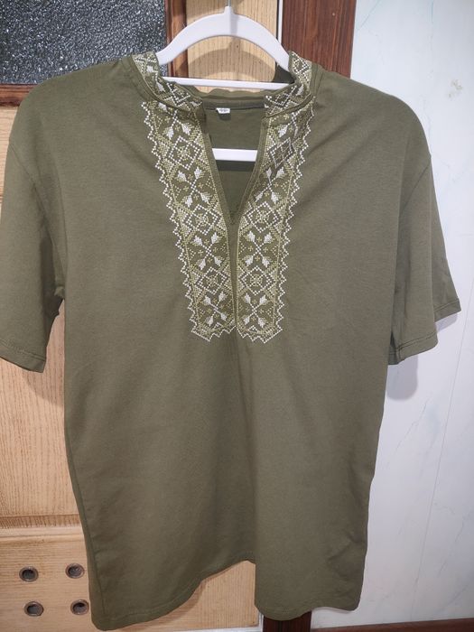 Вышиванка - футболка