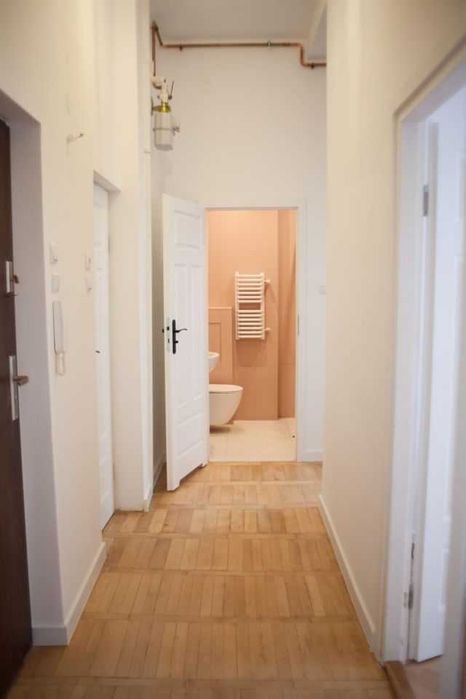 Legnica-Centrum - CICHE po general remoncie kamienica garaż