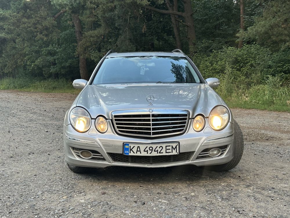 Mercedes-Benz E-Class W211 Universal 3.2 CDI