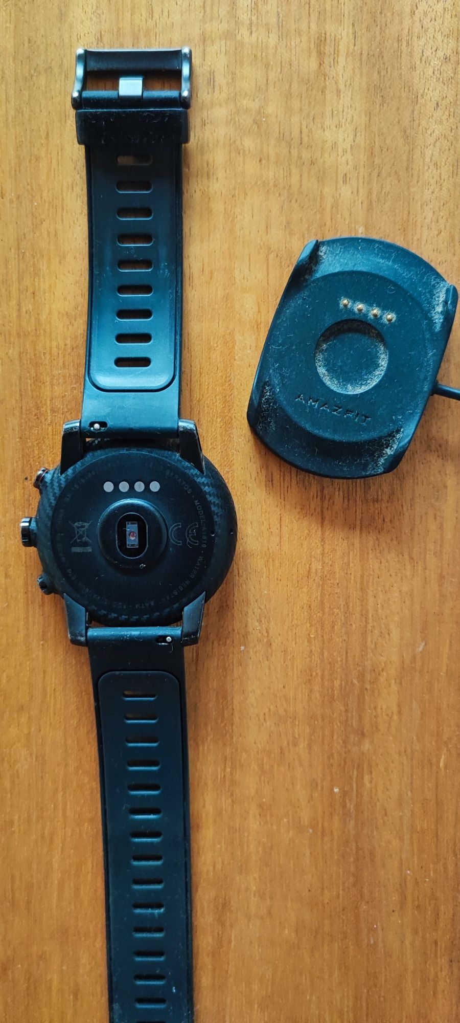 Relógio amazfit stratos