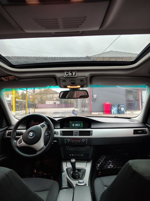 Продам Bmw e90.