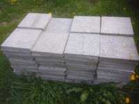 płytki granitowe 30cmx30cmx2cm szare 196 szt.18m2