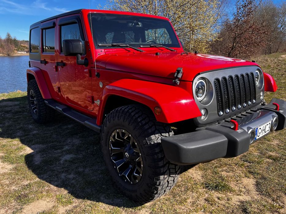 Jeep Wrangler 3.6L V6 4X4 nowe opony MT Radar Renegade + lampy LED