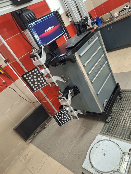 John Bean 3D V2300 Lift AC100 baza poj 24r. geometria kół zbieżność