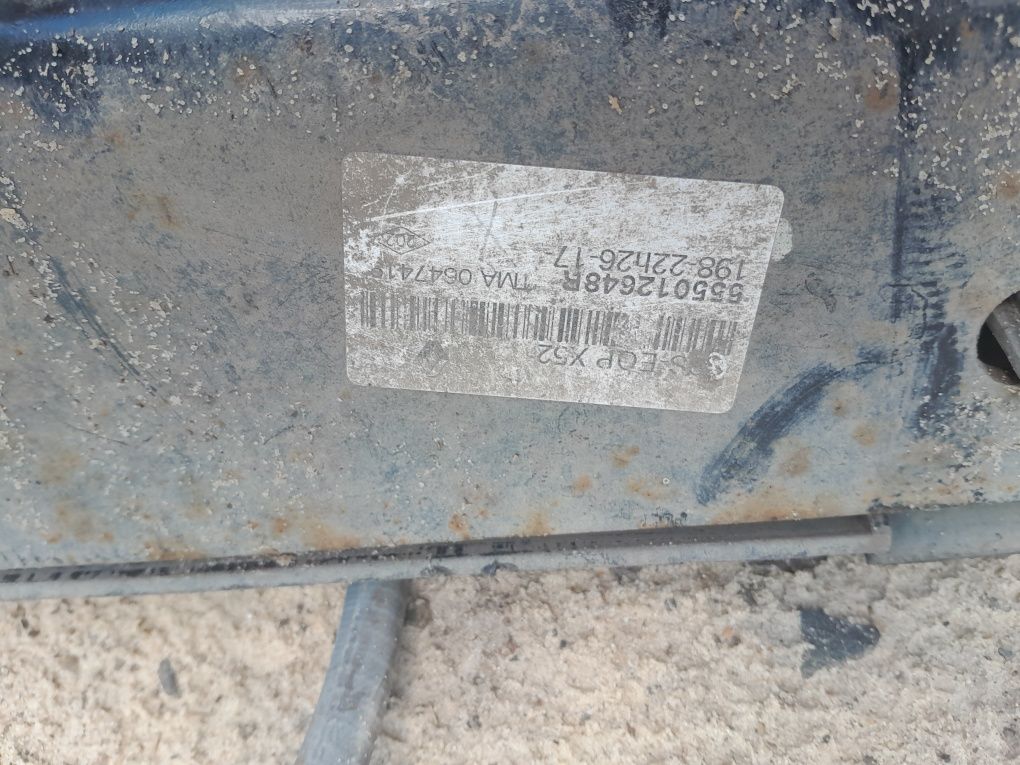 Задня балка взборі дачія сандеро 2 покоління