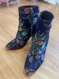 Botas florais 36