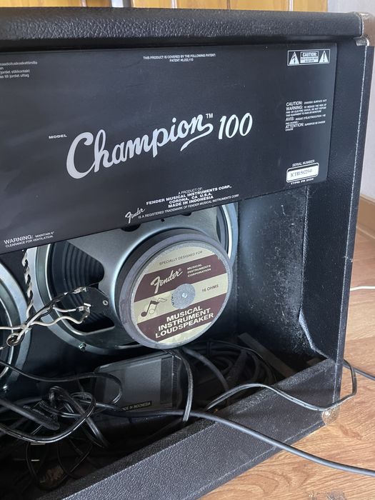 Amplificador Fender Champion 100