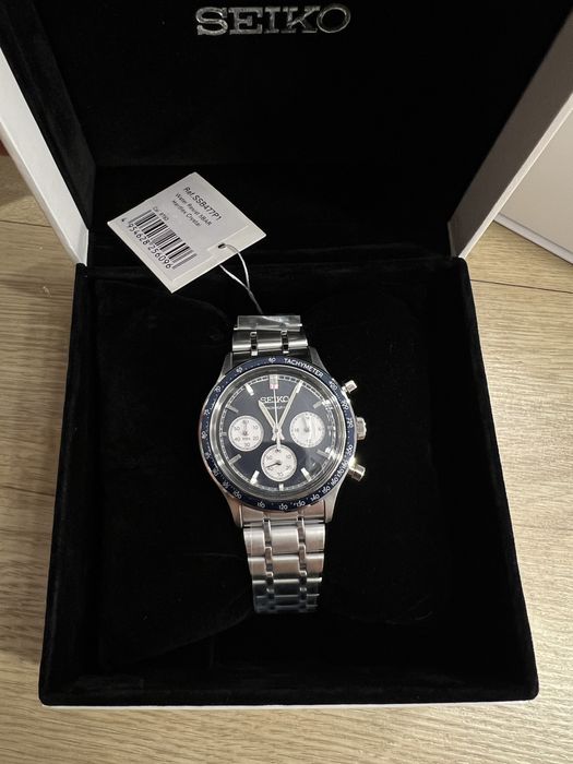Годинник SEIKO CS Sports SSB479P1